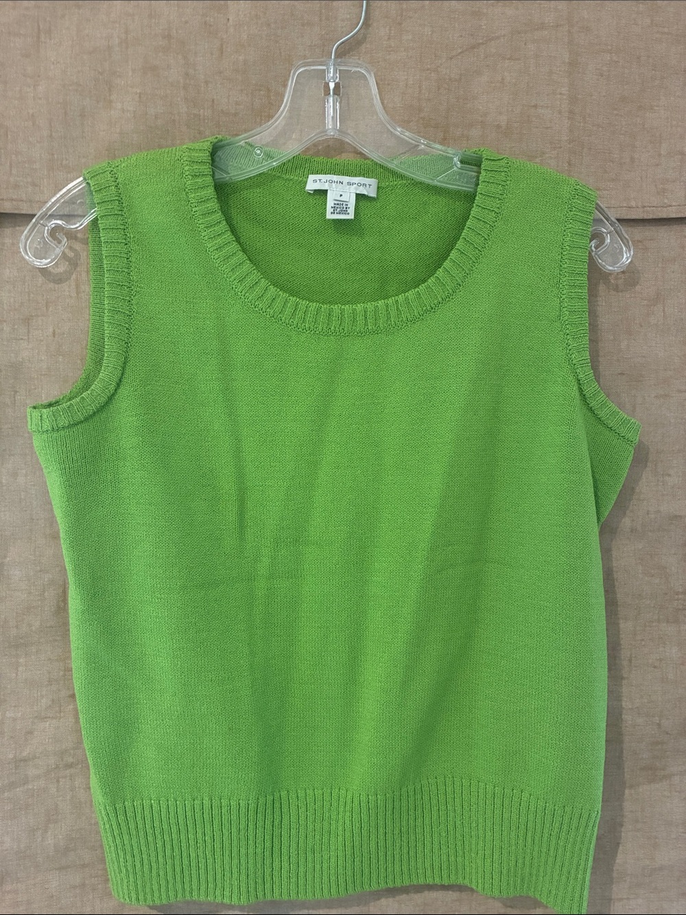 St. John Sport Women's Green Knit Sleeveless Sweater